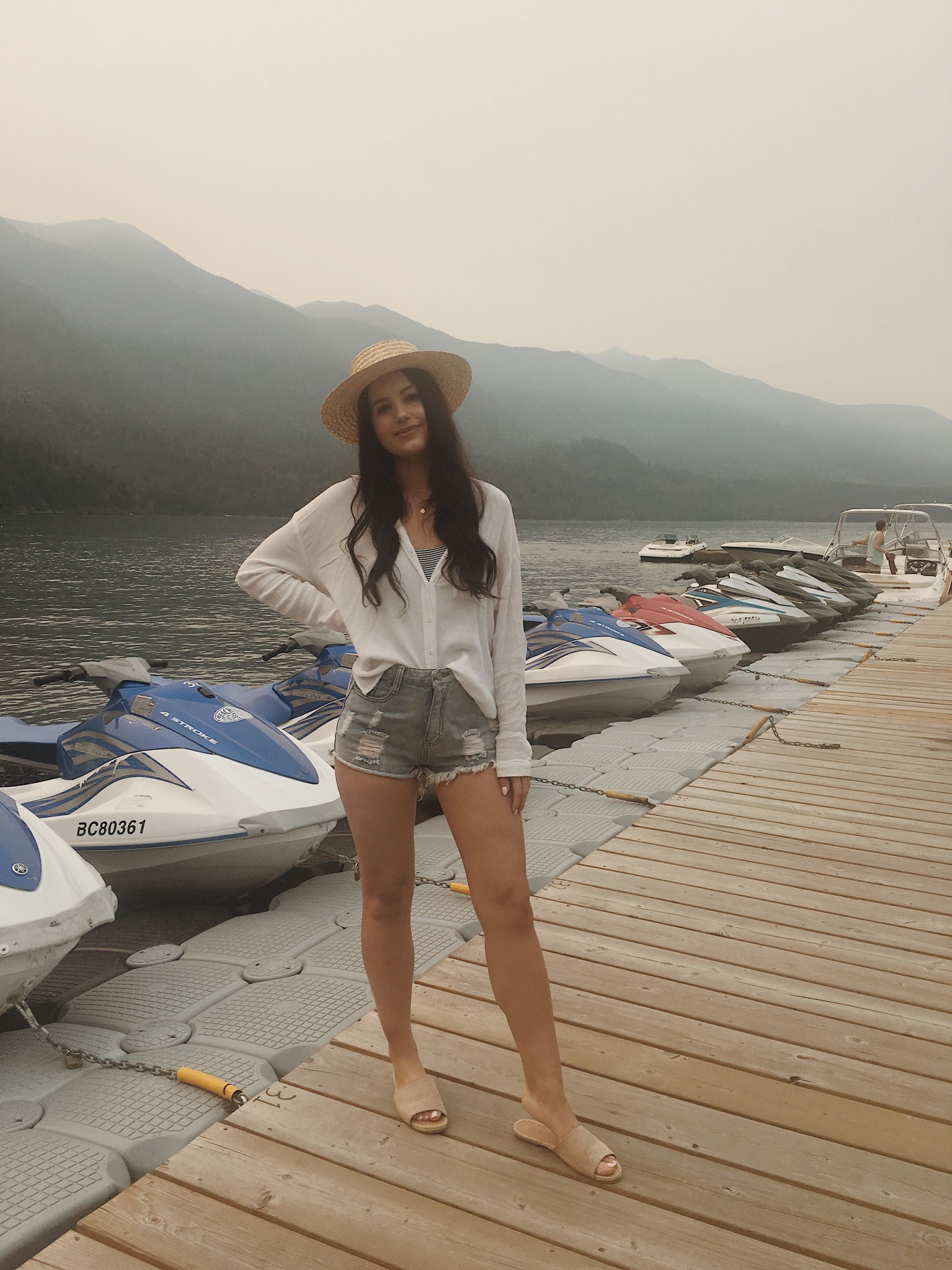 boating-at-cultus-lake-marina-summer